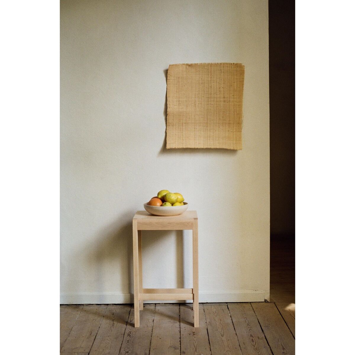 01 Stool H65 Warm Brown