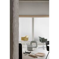 Layout 224 Dining Chair With Armrests Turf Light Grey/Oak
