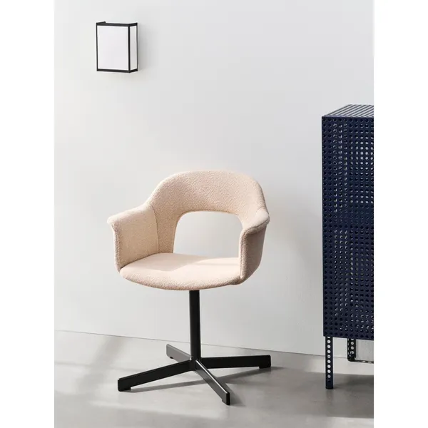 Layout 234 Dining Chair With Armrest & Swivel Vidar 693/ Aluminum