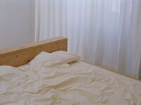 Hem Bedframe 200x210 Geolied Rood Eiken
