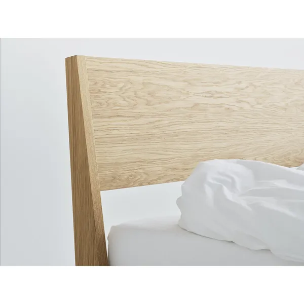 Owner Bedframe 200x200 Geolied Eiken