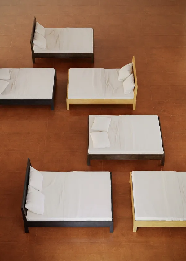 Owner Bedframe 160x210 Gerookt Eiken