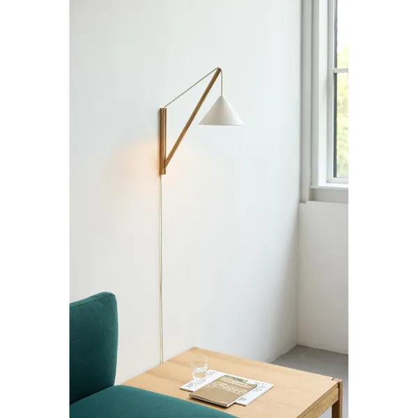 Vegglampe Røkt Eik/ Hvit