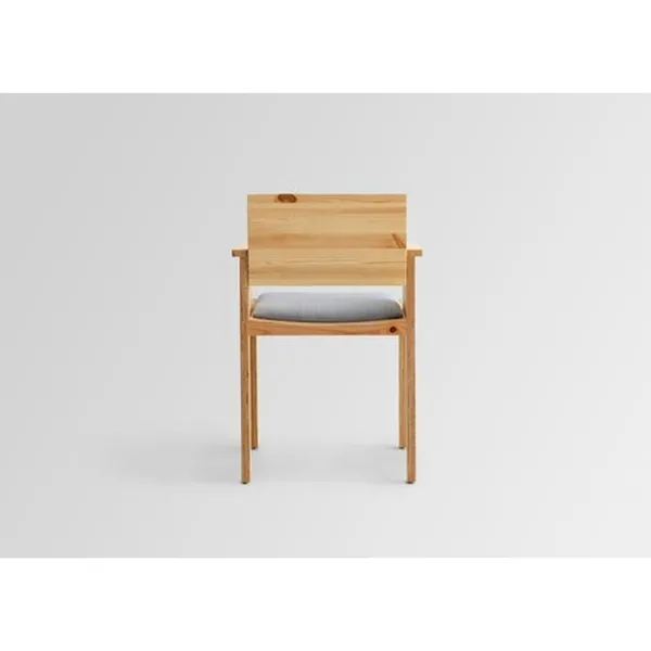 016 Maasto Dining Chair With Armrest & Upholstered Seat Natural/Square 0134