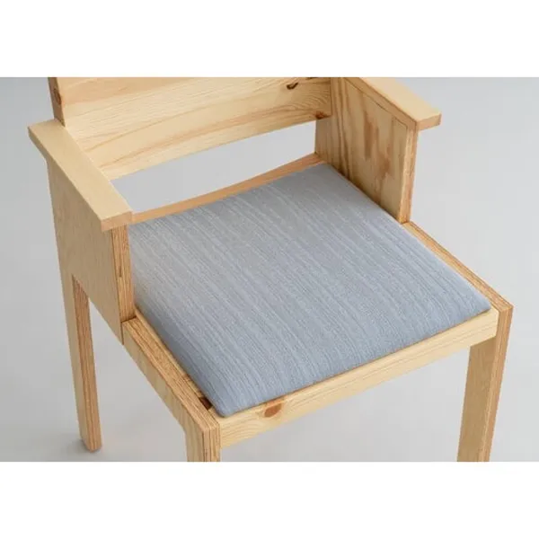 016 Maasto Dining Chair With Armrest & Upholstered Seat Natural/Square 0134