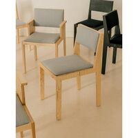 016 Maasto Dining Chair With Armrests & Upholstered Seat/Back Natural/Square 0134