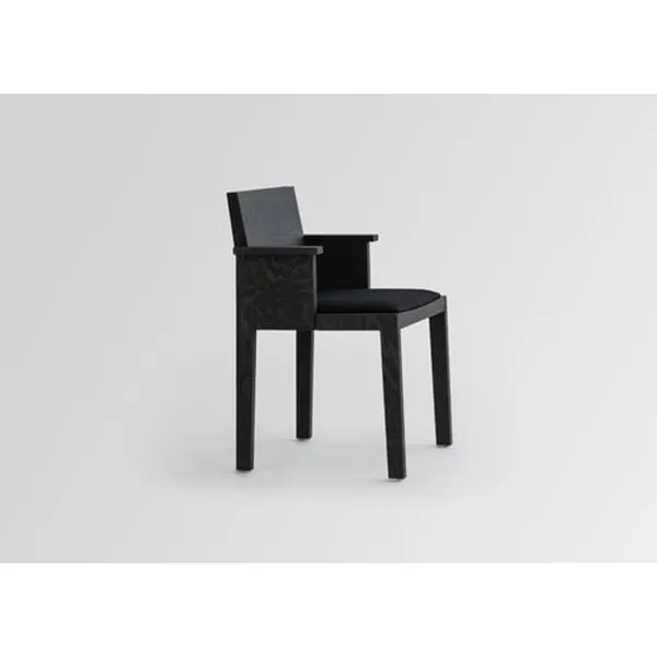 016 Maasto Dining Chair With Armrest & Upholstered Seat Black/Square 0194