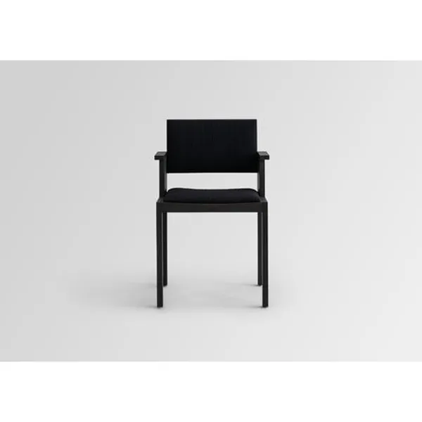 016 Maasto Dining Chair With Armrests & Upholstered Seat/Back Black/Square 0194