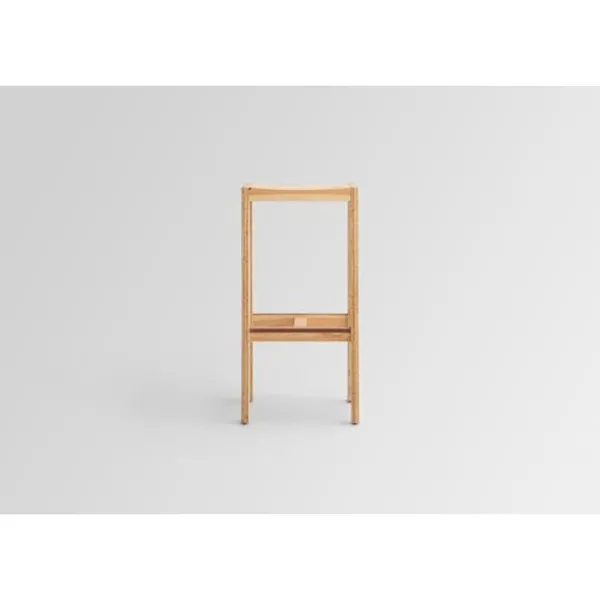 016 Maasto Bar Stool H75 Natural