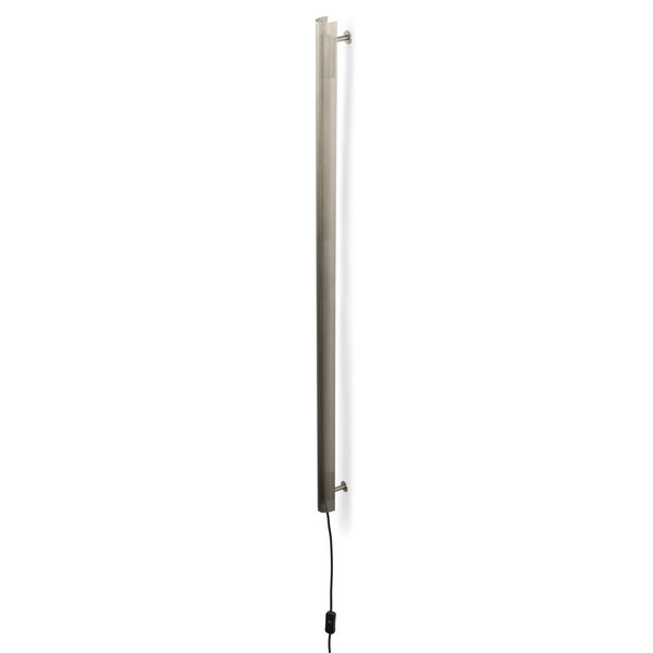 Radent Applique Lunga in Acciaio
