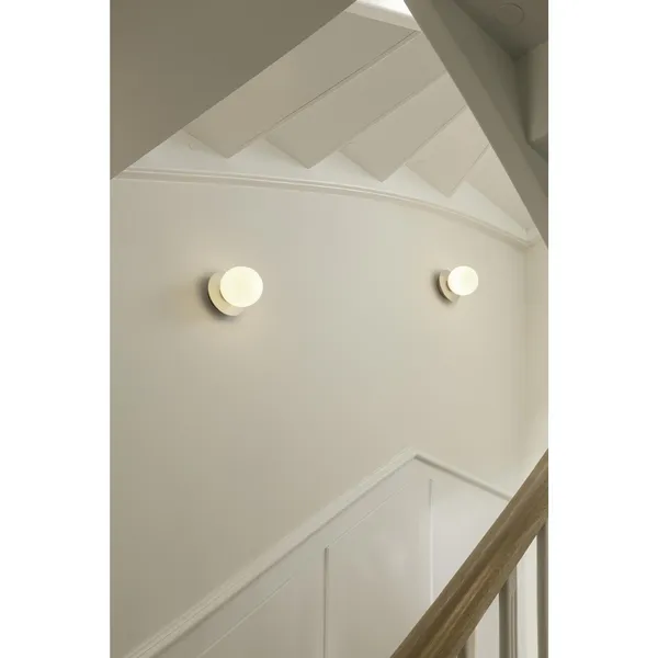 Liila 1 Limited Edition Wall Lamp Small Beige/Opal