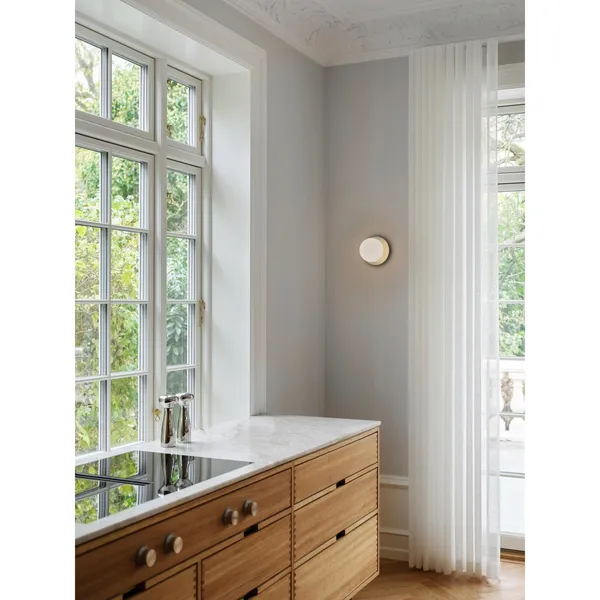 Liila 1 Limited Edition Væglampe Medium Beige/Opal