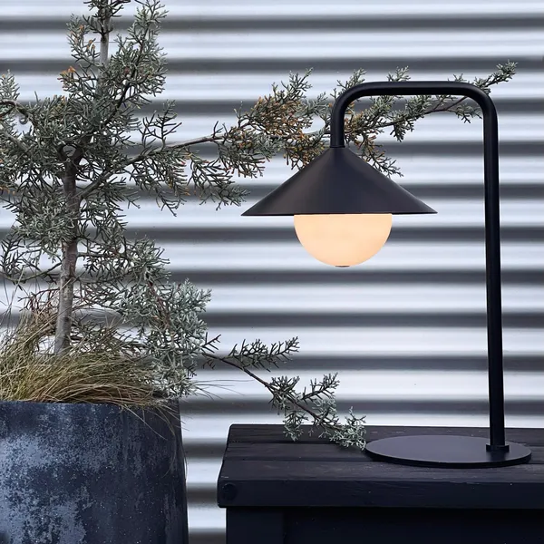 NOVA Outdoor Table Lamp With Light Ball Black