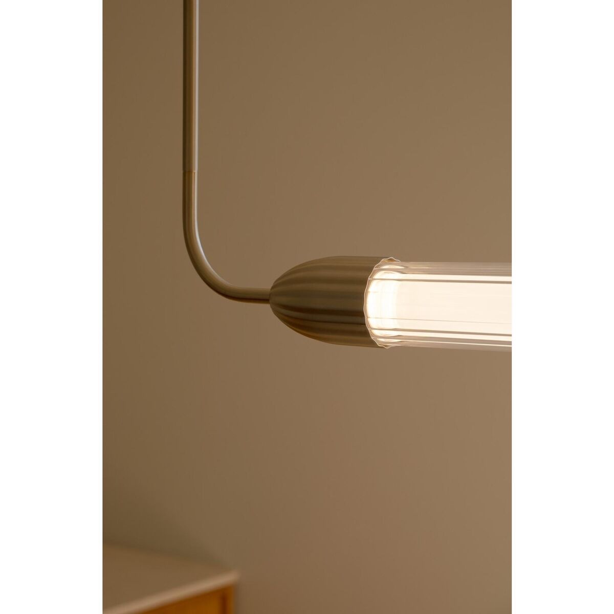 Lemon Squeeze Linear Pendant Brass