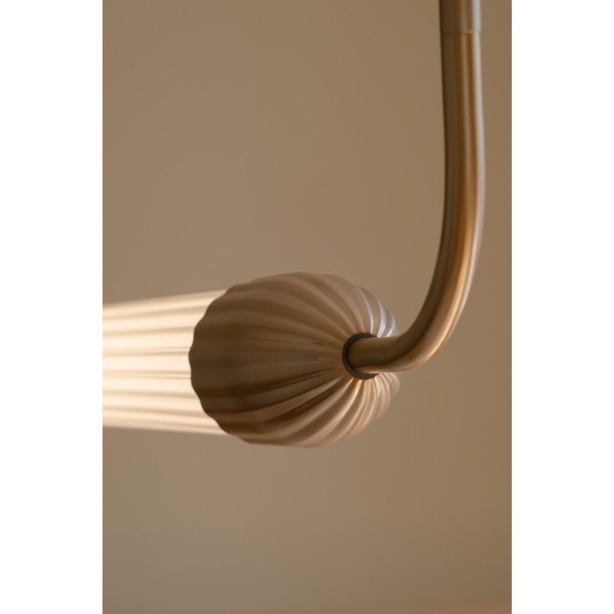 Lemon Squeeze Linear Pendant Brass