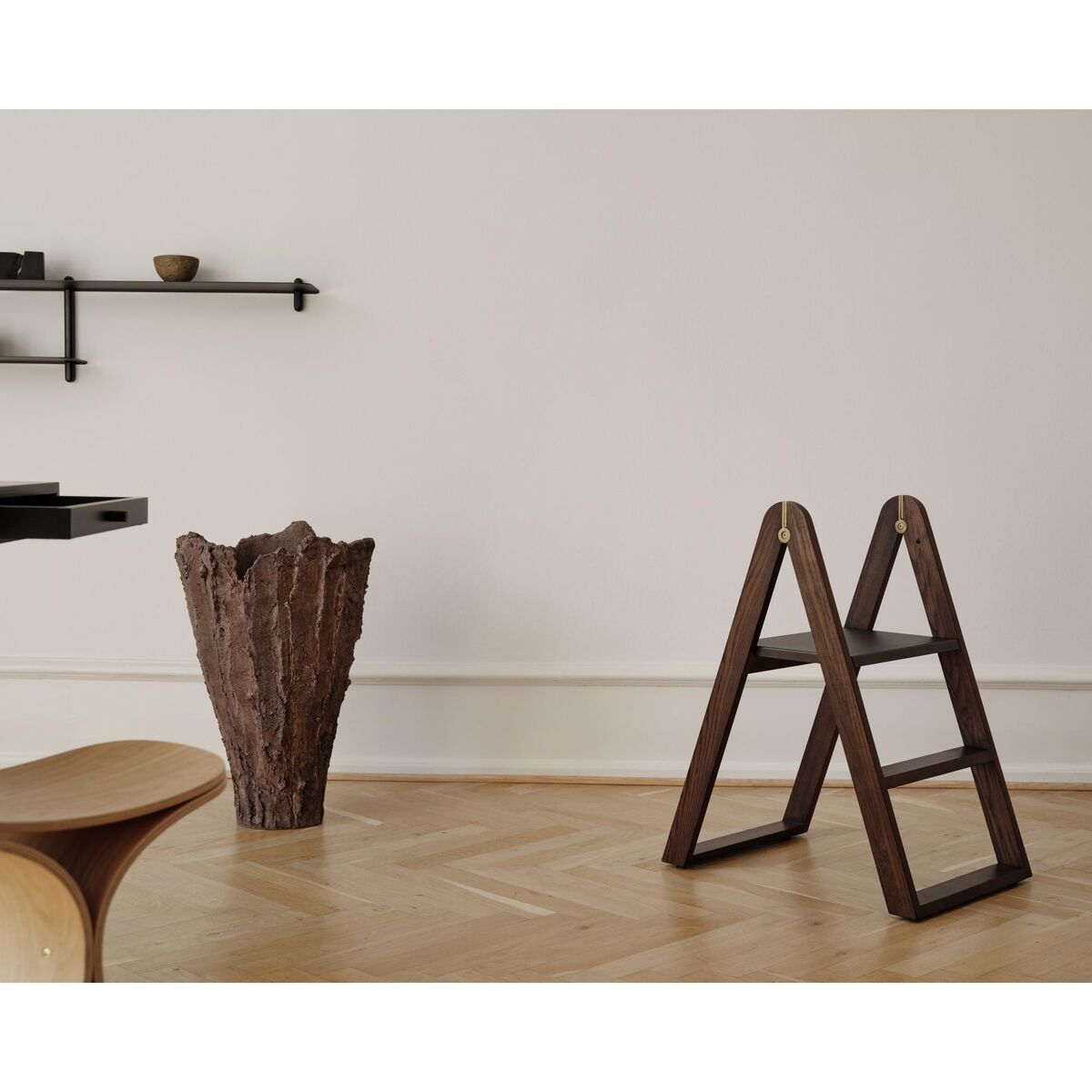 Reech Stepladder Dark Ash