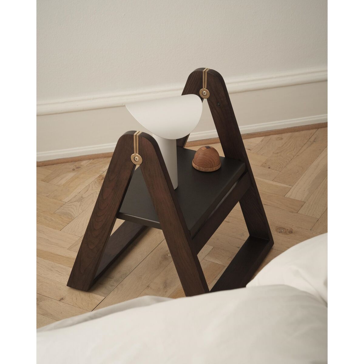 Reech Stool Dark Ash