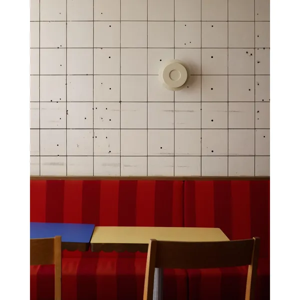 Klein 18 Wandlampe