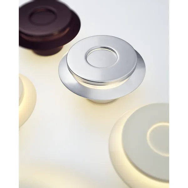 Klein 18 Wandlampe