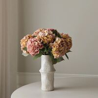 Seasonal Hydrangea Buket Orange