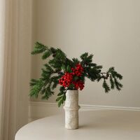 Winter Garnet Bouquet Red