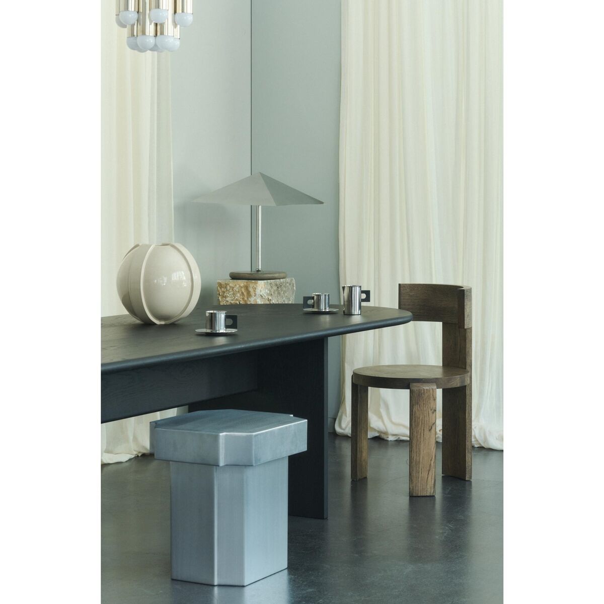 LOFT Table Lamp Gray Cadoico