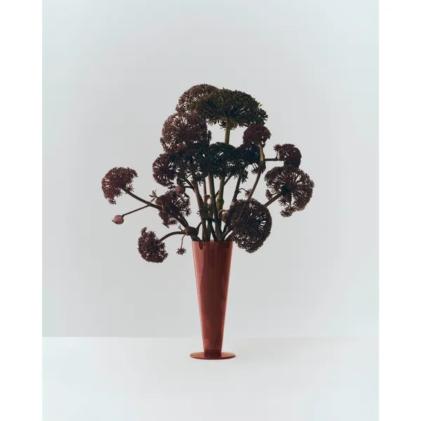 Conical Vase Medium Rose/Dark Red