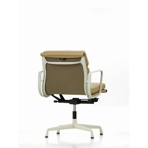 Soft Pad EA 231 Office Chair With Swivel, Armrest & Tilt Mechanism Chalk/Camel