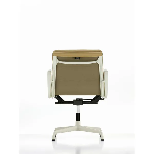 Soft Pad EA 231 Office Chair With Swivel, Armrest & Tilt Mechanism Chalk/Camel