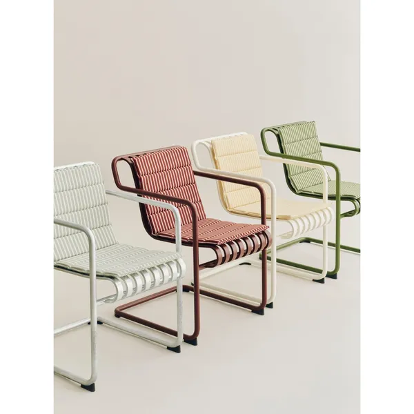 Palissade Cantilever Dining Chair With Armrest Olive