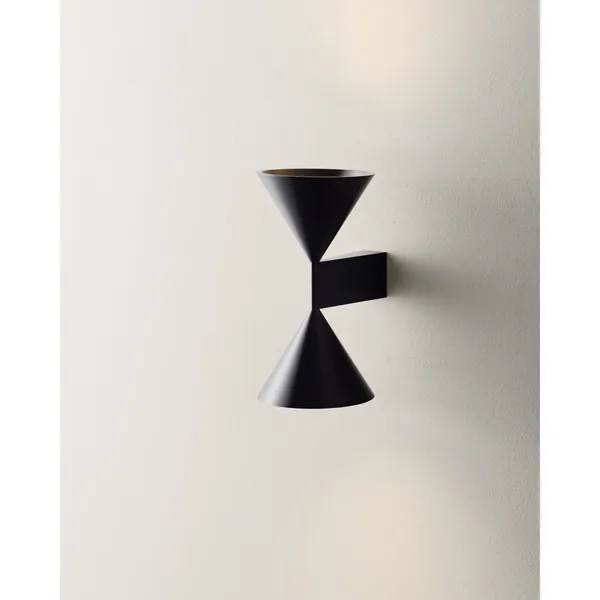 Apollo 24 Lampa Ścienna Darkest Hour