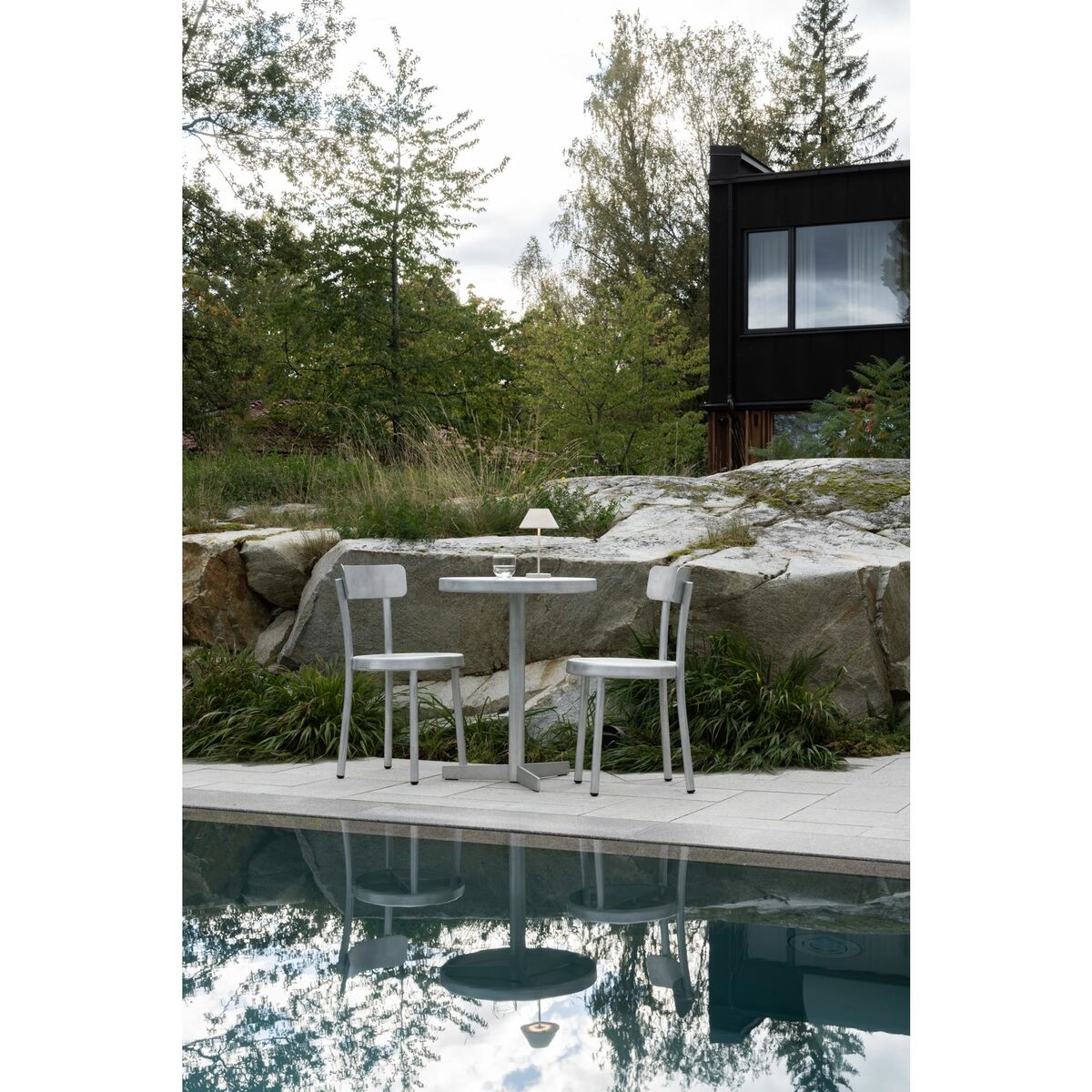Teya Portable Lamp Off White