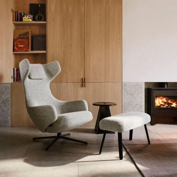 Grand Repos Armchair With Ottoman Dark Sand/ Chrome