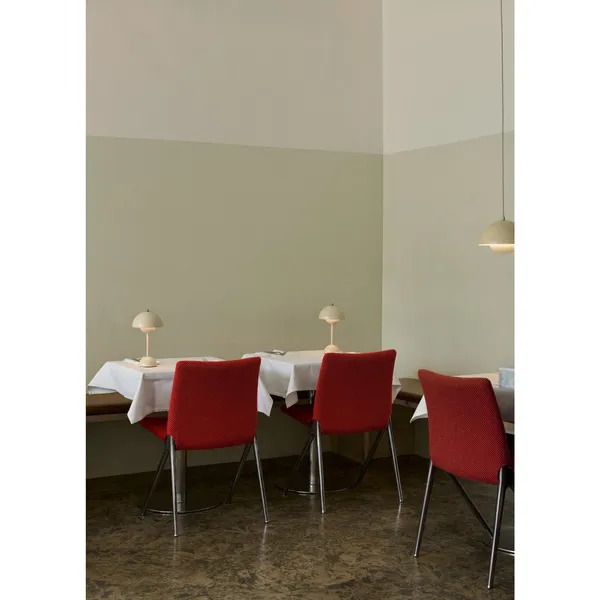 Flowerpot VP9 Transportabel Lampe Ivory