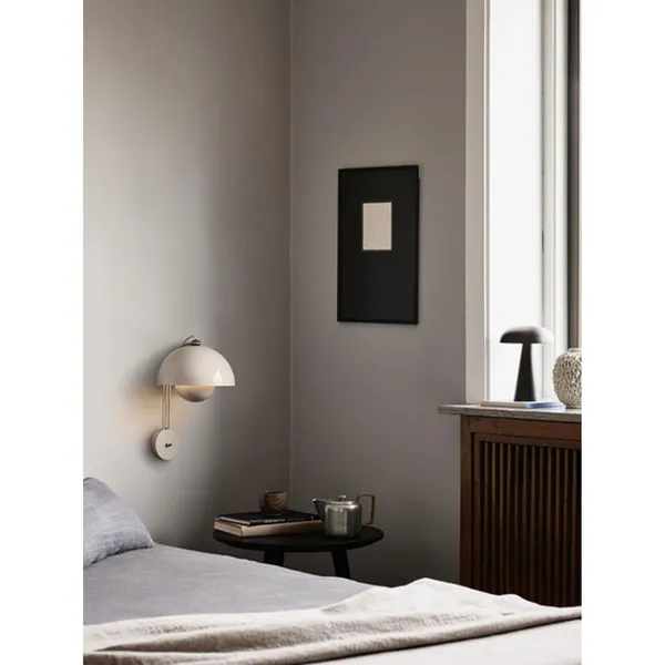 Flowerpot VP8 Wall Lamp Steel Blue