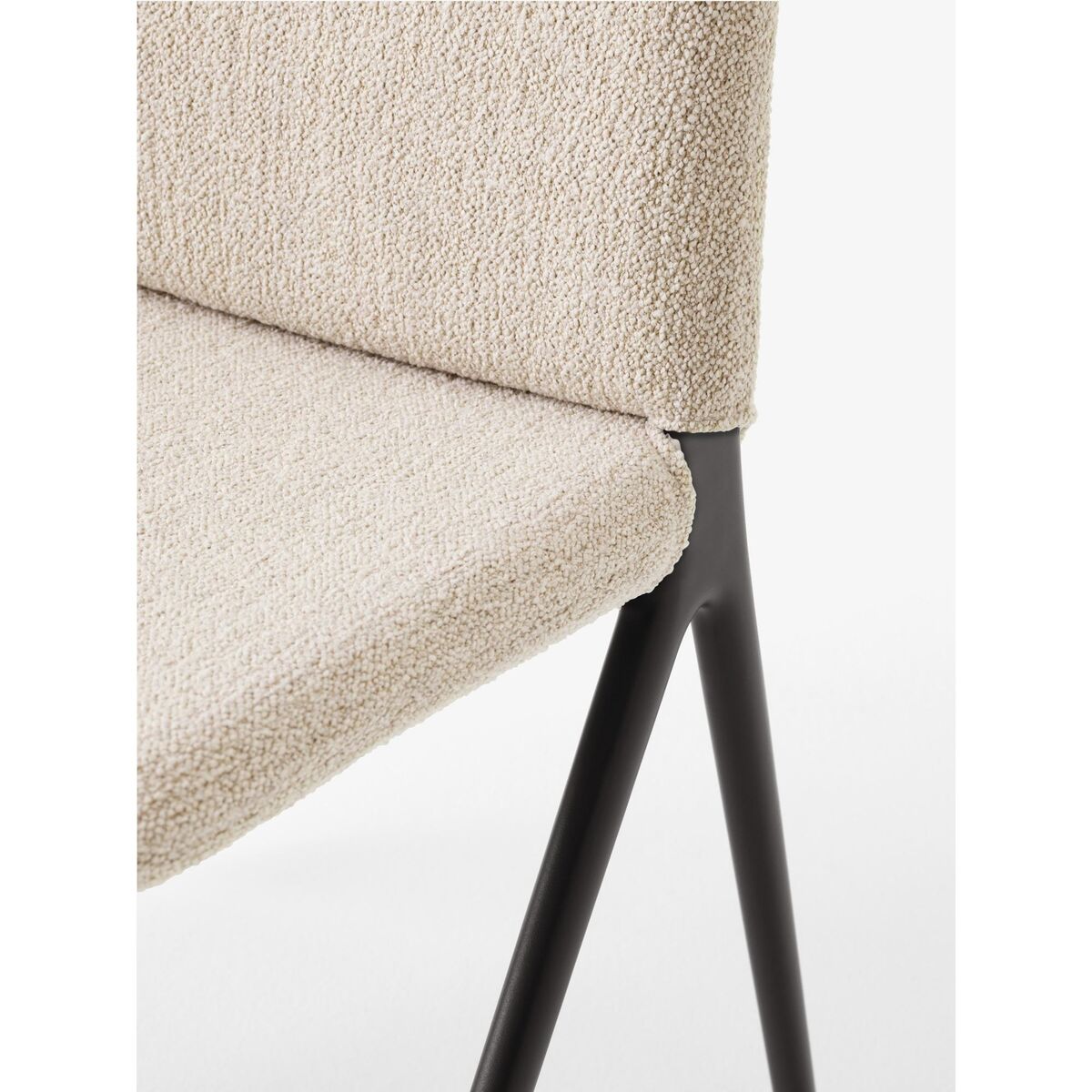 Kape IF7 Dining Chair Warm Black/Barnum 101
