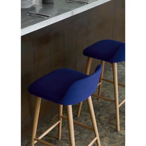 Rely HW118 Bar Stool Low Back Lacquered Oak/ Maroon