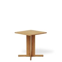 Trefoil Tisch 68x68 Eiche