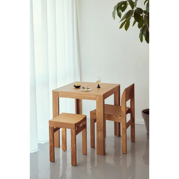 Element Tisch 70x70 Eiche