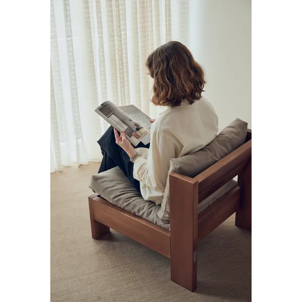 Icon Armchair Deep Brown Pine/ Beige