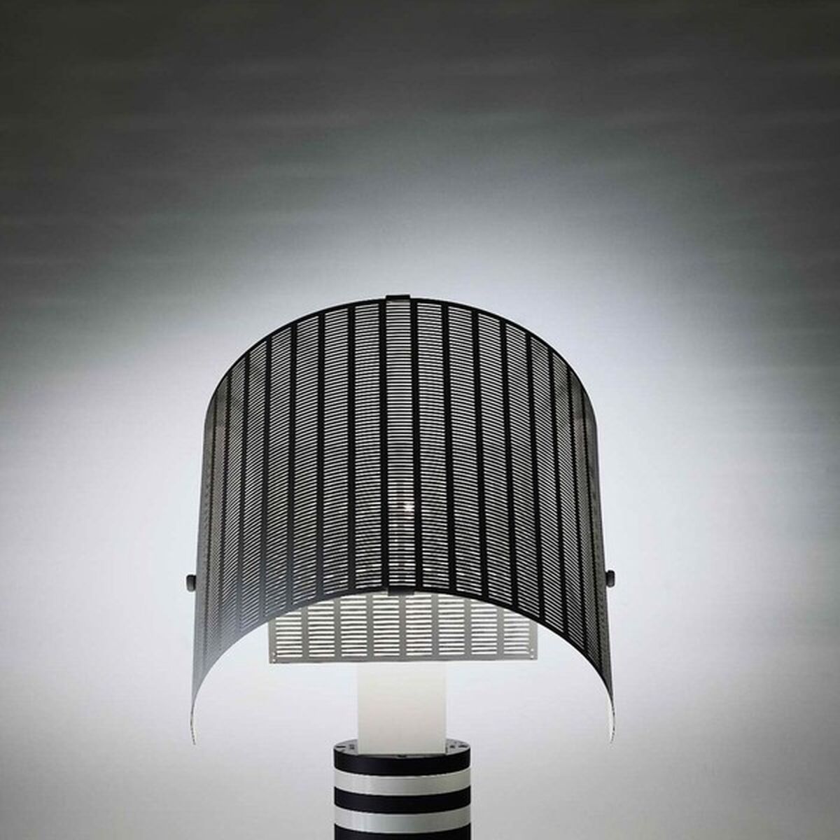 SHOGUN Bordlampe Hvit/ Sort