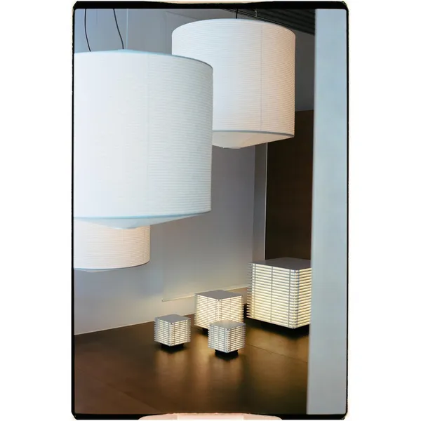 Shiro 17 Interior Table lamp White/ Gray