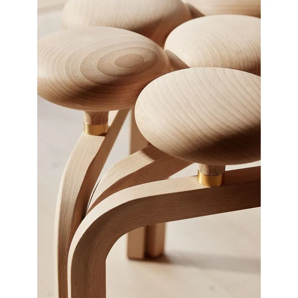 Utzon Hocker, Buche/ Messing