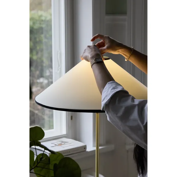 Tafta Gulvlampe Ø52 Sort/Off-White