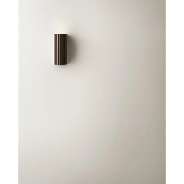 Donna 15 Wall Lamp Chestnut
