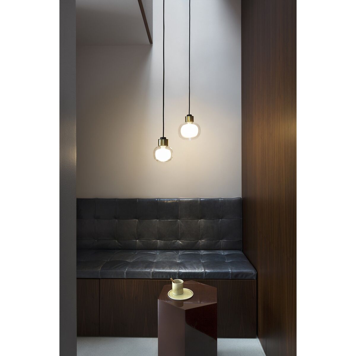 Nabila 552.21L Pendant Black/ Brushed Brass/ Clear Glass