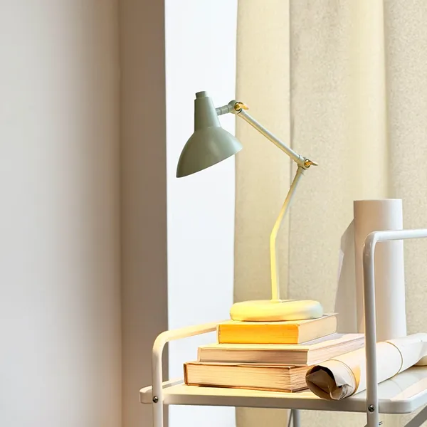Vela Table Lamp Mint
