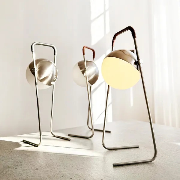 Mova Table Lamp LED Bordeaux