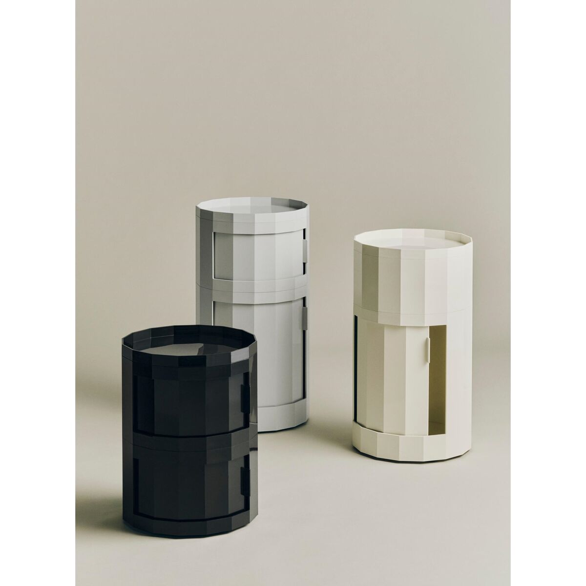 Facet 110 Cabinet Eggshell