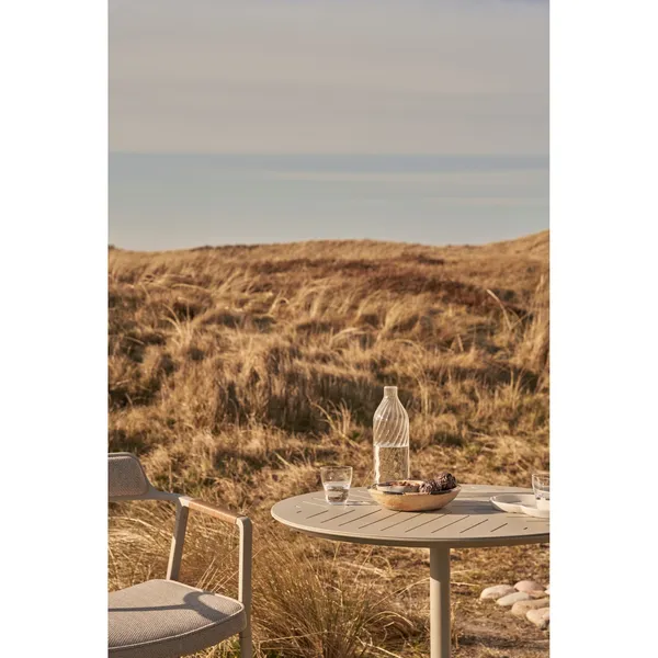 717 Open-Air Café Table Light Gray/ Aluminum